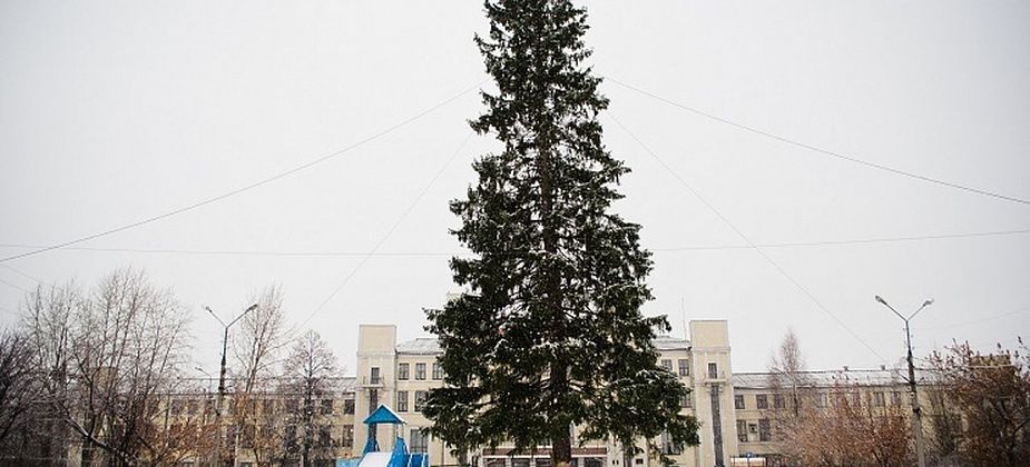 Из-за теплой погоды зимний городок в Серове может подорожать