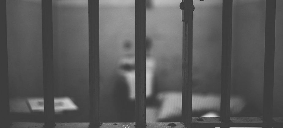 20 лет неволи. Бывший зэк - о принципах, честных ментах и тюремных бунтах