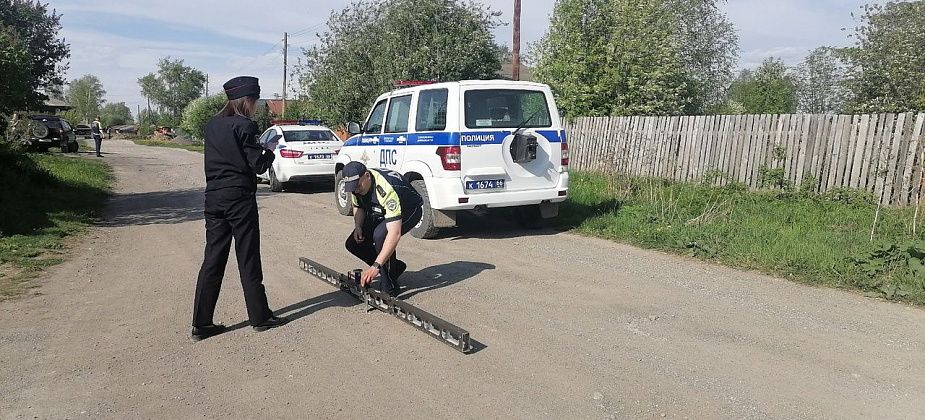 В Серове «Нива» сбила пенсионерку, отъезжая от дома. Водитель скрылся с места ДТП, но был установлен