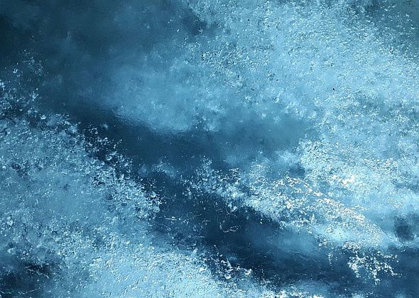 МЧС предупреждает: 22 октября будет сильный ветер, снег с дождем и гололед