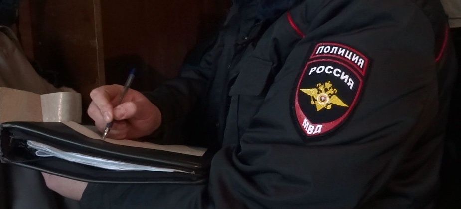 «Сейчас насажу тебя...». Жителя Ларьковки будут судить за угрозу убийством 