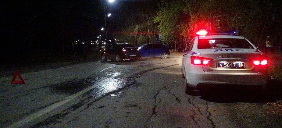 В Серове столкнулись Mazda и Chevrolet Lacetti. Виновник аварии был нетрезв
