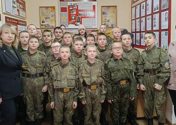 Серовские кадеты посетили полицию, где им рассказали о вреде наркотиков