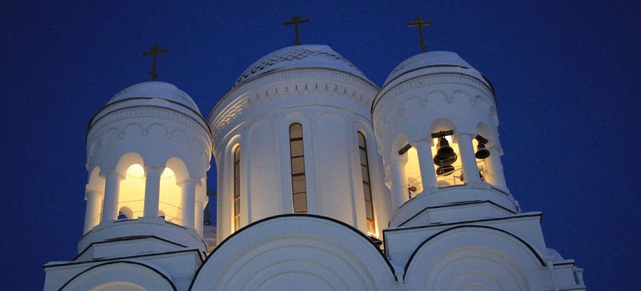 Из Екатеринбурга в Иерусалим вылетел спецборт с паломниками, которые привезут на Урал благодатный огонь