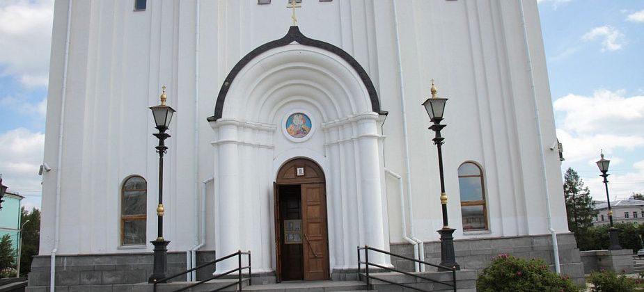 В Серове Преображенский собор начал благотворительную акцию