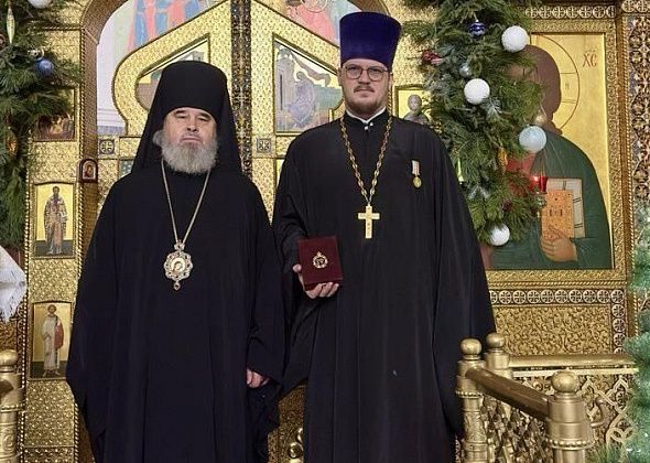 Серовского священника удостоили медалью “Священномученика Александра Нижнетуринского” III степени