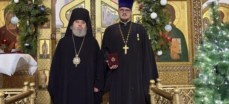 Серовского священника удостоили медалью “Священномученика Александра Нижнетуринского” III степени