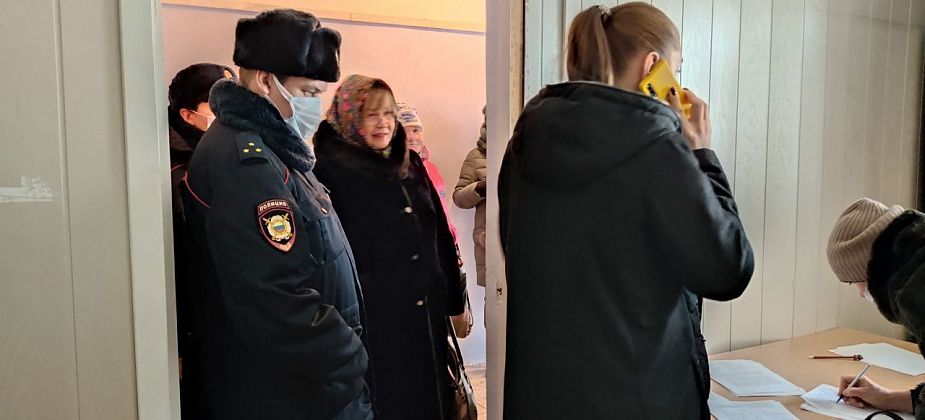 Завтра и послезавтра в Серове планируют продолжить сбор подписей за отказ от принуждения к вакцинации и против введения QR-кодов