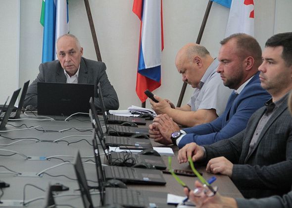 Стал известен график приемов серовчан депутатами в ноябре