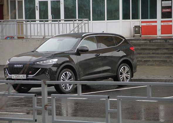 Три Camry, два Haval F7, минивэн Hyundai. Мэрия Серова озаботилась страховками для автопарка