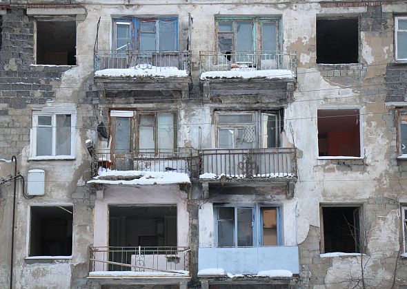«Фекальное общежитие» в Серове снесут только в 2026 году?
