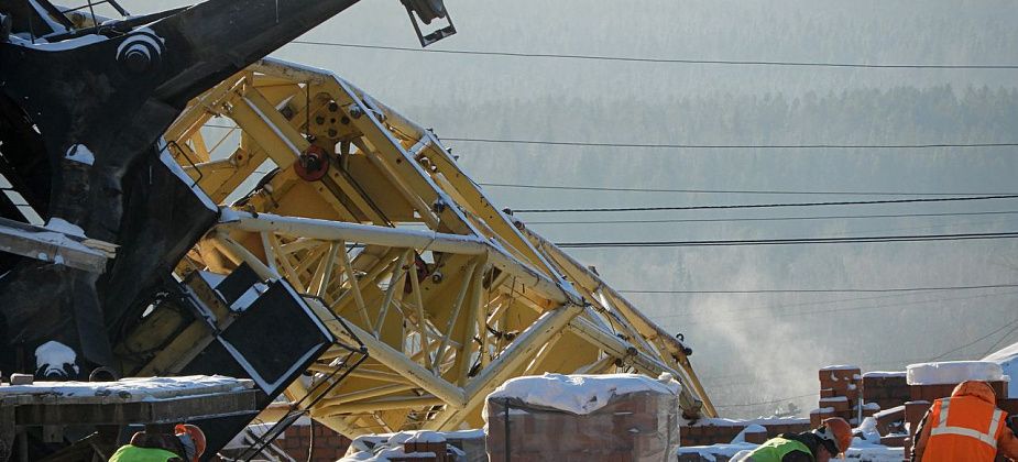 За ЧП с гибелью крановщика директор стройфирмы получил штраф 120 тысяч рублей