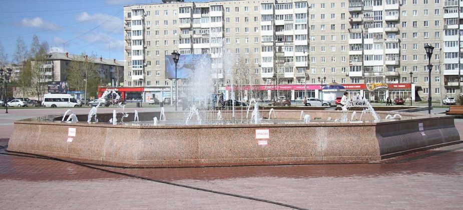 Фонтан – не место для купаний. Из-за нерадивых серовчан страдают элементы благоустройства площади