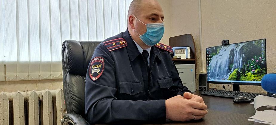 Начальник ГИБДД Серова рассказал, как проезжать перекрестки на узких дорогах 