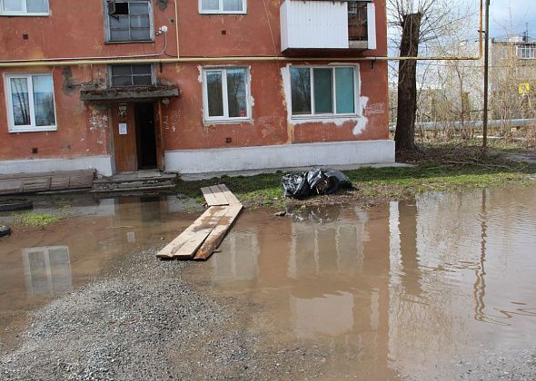 На Сортировке частично спала вода, затопившая подвал дома по улице Гагарина