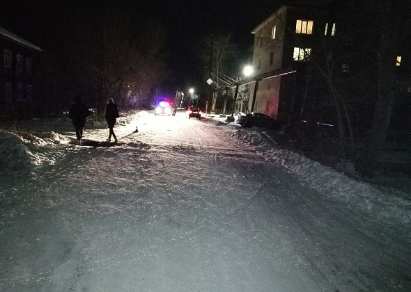 В Серове продолжаются поиски водителя, который сбил женщину и скрылся