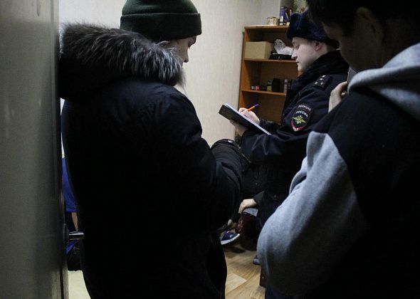 Полицейские Серова и Сосьвы проводят операцию "Визит"