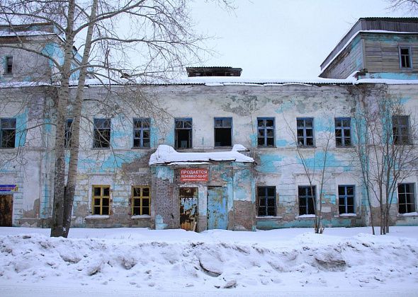 Власти Серова планируют снести 13 зданий и помещений: склад оружия, баню на Сортировке, ФАП в Марсятах