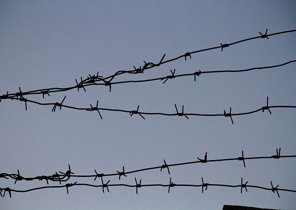 В колонию Гарей пытались доставить наркотики. Полиция Серова начала проверку