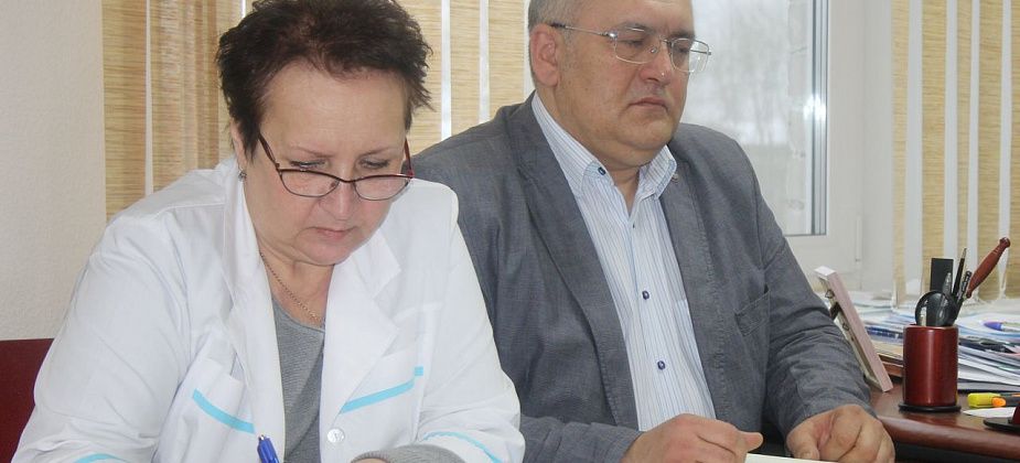 Заместителя главврача Серовской горбольницы хотят наградить Почетной грамотой Думы