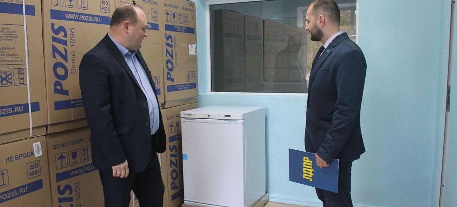 Серовская городская больница получила медицинское оборудование от ЛДПР