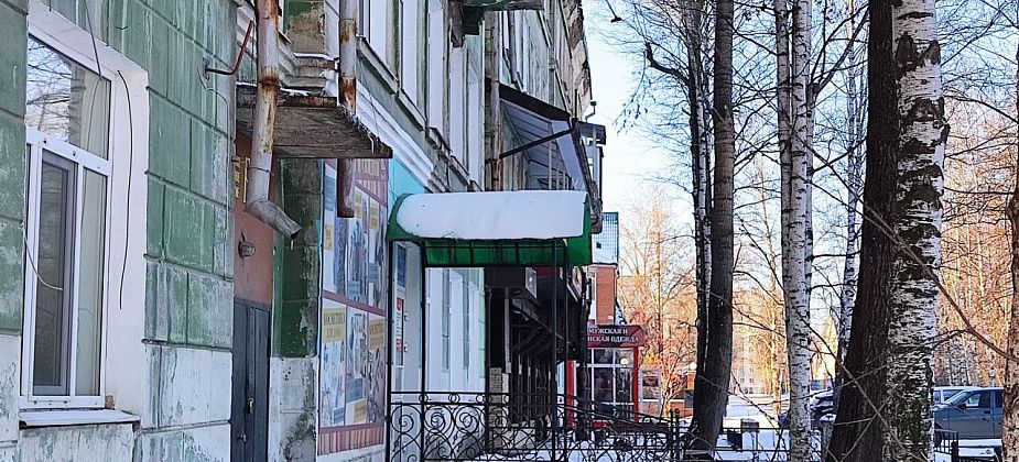 "Уверена на 100%, что нам предложат очень мало", - считает предприниматель, у которой магазин в доме под снос