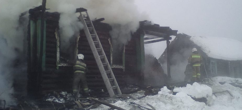 В пожаре в серовском поселке Красноярка погиб мужчина