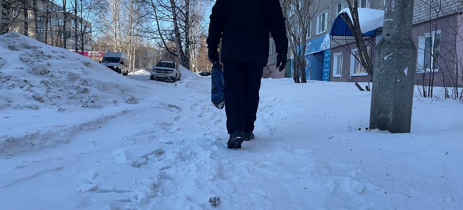 Последствия метели в Серове устраняет 17 единиц снегоуборочной техники