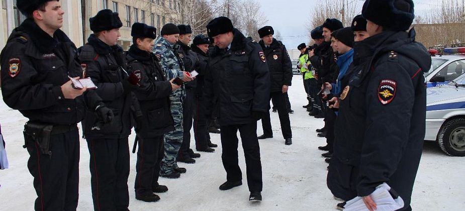 Серовские полицейские провели открытый инструктаж нарядов, заступающих на службу