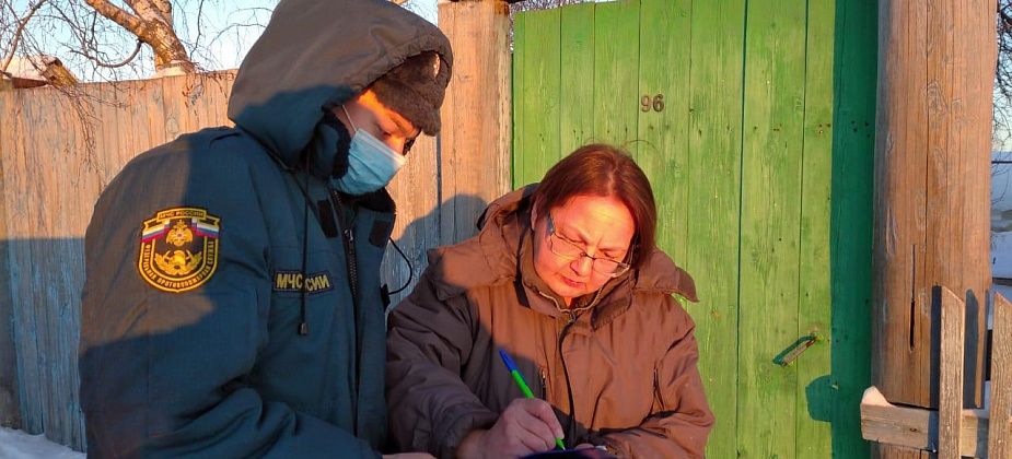 МЧС в преддверии новогодних праздников провело в Серове, Сосьве и Гарях рейд «Жилье» 