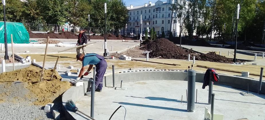 “Подрядчик работает в усиленном темпе”. В Серове завершаются реконструкции нескольких важных объектов