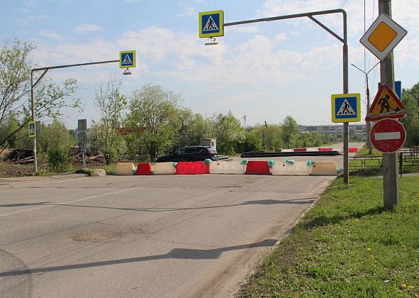 До конца мая перекрыто движение по улице Ленина