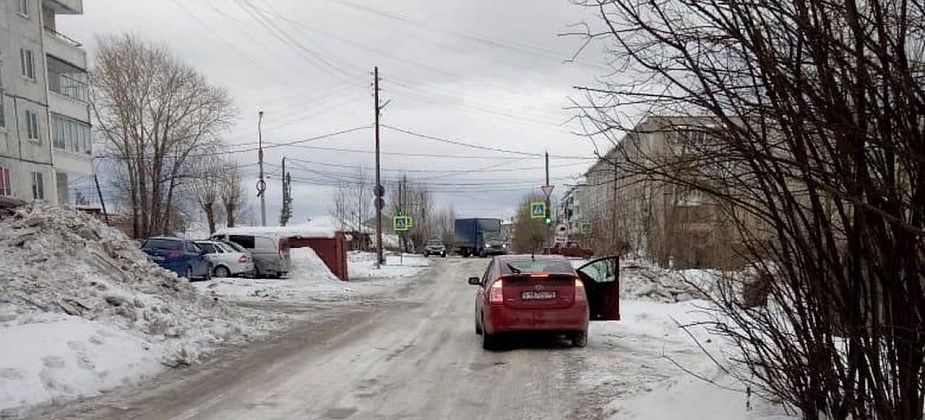 Водитель "Тойоты Приус" сбил серовчанку и скрылся с места ДТП. Но был разыскан