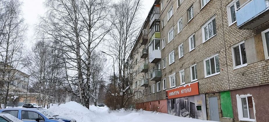 Часть жителей дома №3 по улице Февральской Революции хотят отказаться от услуг новой "управляшки"