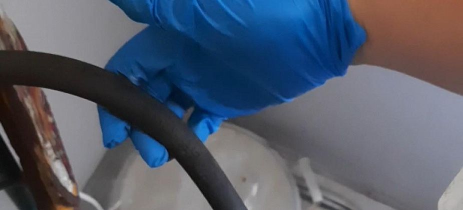 Серовчане незаконно подключили газовую плиту к сетям. Сотрудники «ГАЗЭКС» устранили нарушение