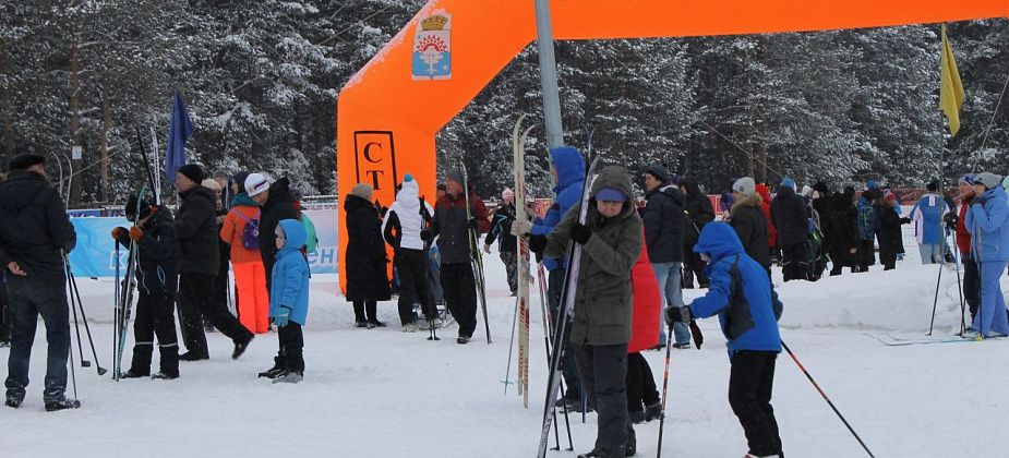 С выходных в Серове начинается сезон проката лыж и коньков