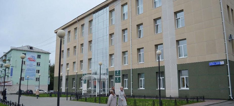Финансисты: Серову будет выгоднее остаться на областной дотации