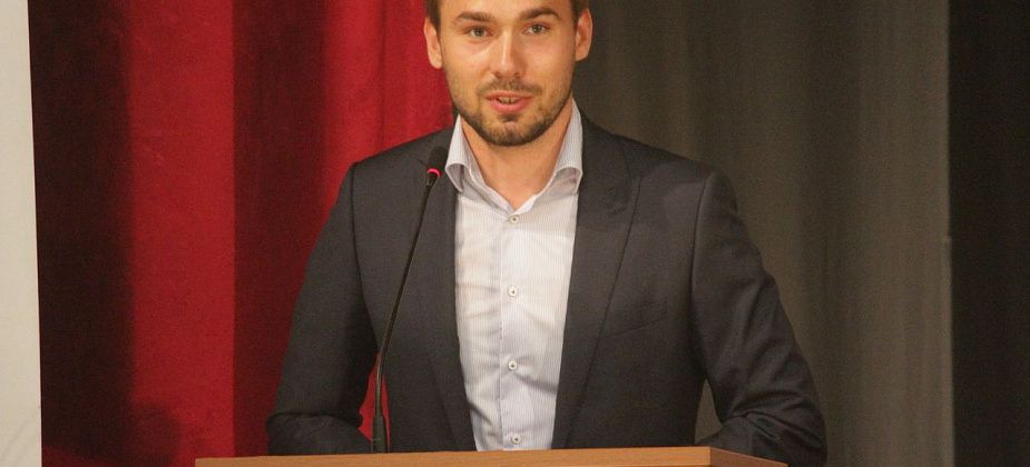 Депутат Госдумы Антон Шипулин примет серовчан