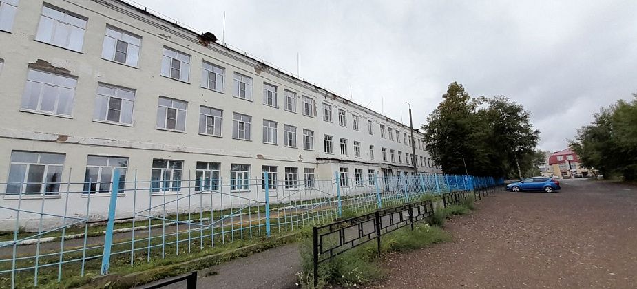 На ремонт здания начальной школы №22 в бюджете Серова запланировано 42 миллиона рублей
