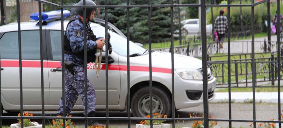 В детсадах и школах Серова прошли антитеррористические учения