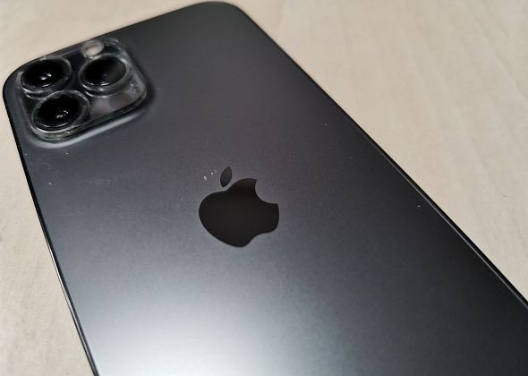 Серовчанин хотел купить «Айфон», а получил пустую коробку