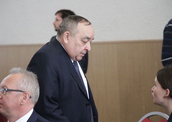 Дума Сосьвы удовлетворила заявление Геннадия Макарова о сложении полномочий главы округа