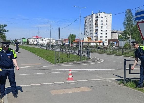 В центре Серова девушка на электросамокате наехала на пешехода, который шел по тротуару
