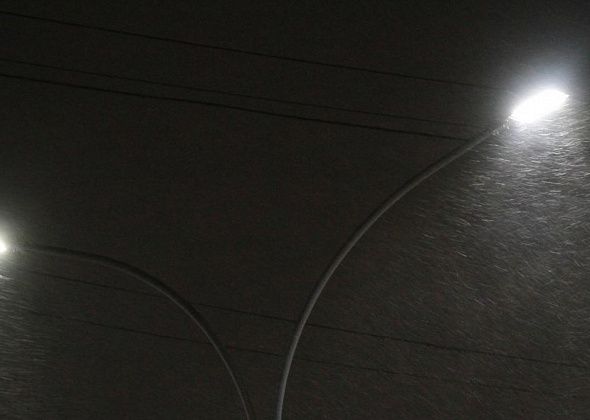 На стадионе в поселке Энергетиков установят уличное освещение