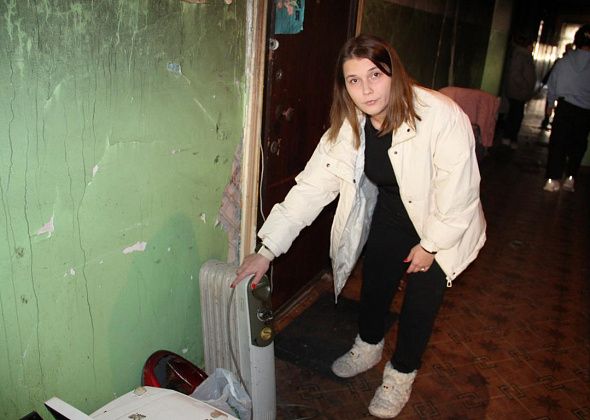 "Виновата, оказывается, я". После пожара в "общаге" многодетной серовчанке рекомендуют сделать ремонт