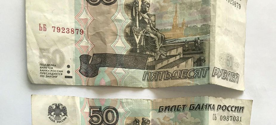 У магазина в Серове братья отпинали случайного покупателя, который не дал им денег на пиво