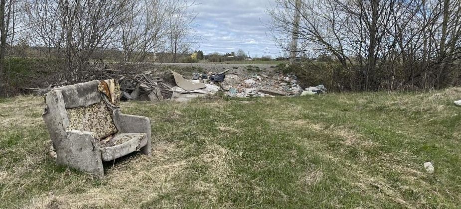 Серовская прокуратура организовала проверку из-за свалок мусора под Новой Колой