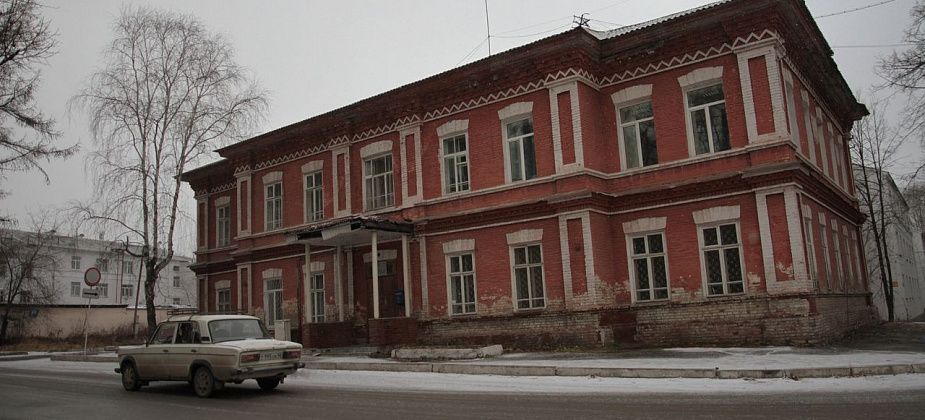 После массового убийства в Керчи прокуратура проверит образовательные учреждения Серова и Сосьвы