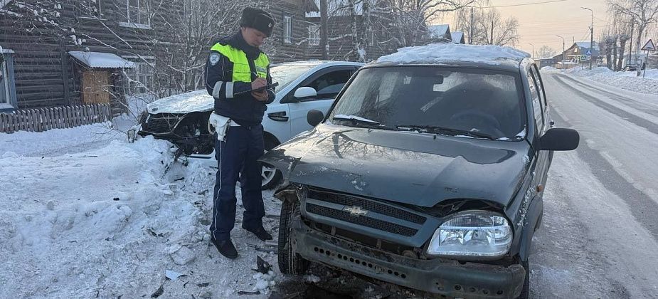 В последний день года в Серове произошло ДТП, в котором пострадали женщина и ребенок