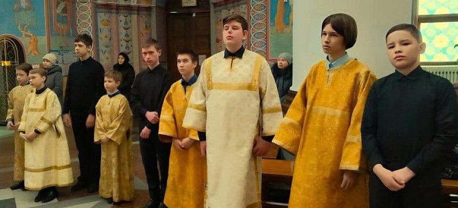 В Серове прошел слет юных алтарников